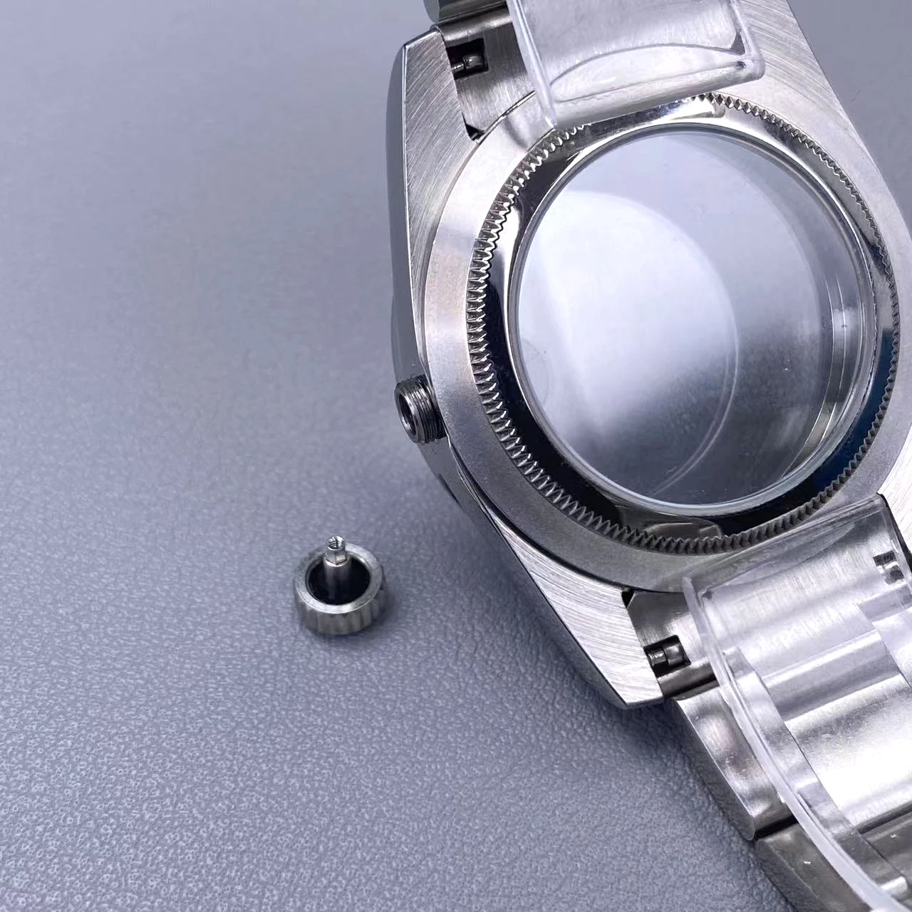 Neu eingetroffenes NH35-Gehäuse, 36 mm Motor, gedrehter Lünette, Saphirglas für AK-Modifikationsteile, NH35/NH36-Uhrwerke, Uhrenteile – Detail 7