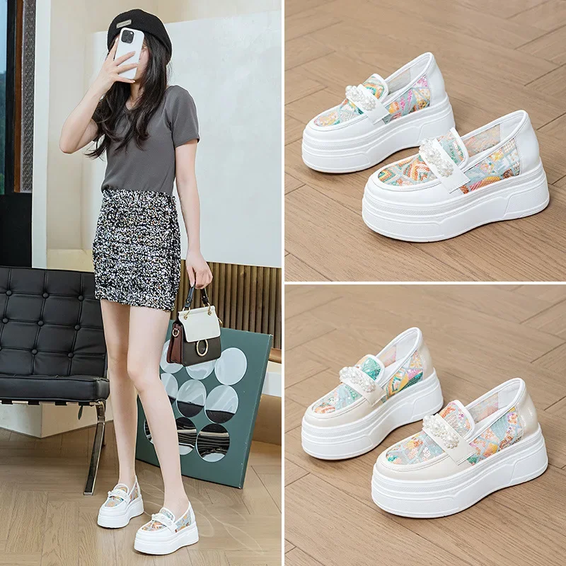 8.5 سنتيمتر جديد حذاء من الجلد الأحذية براءات الاختراع والجلود مضخات مرنة موضة الاصطناعية أحذية رياضية مكتنزة الهواء 2025 شبكة مريح الصيف بلينغ النساء #6