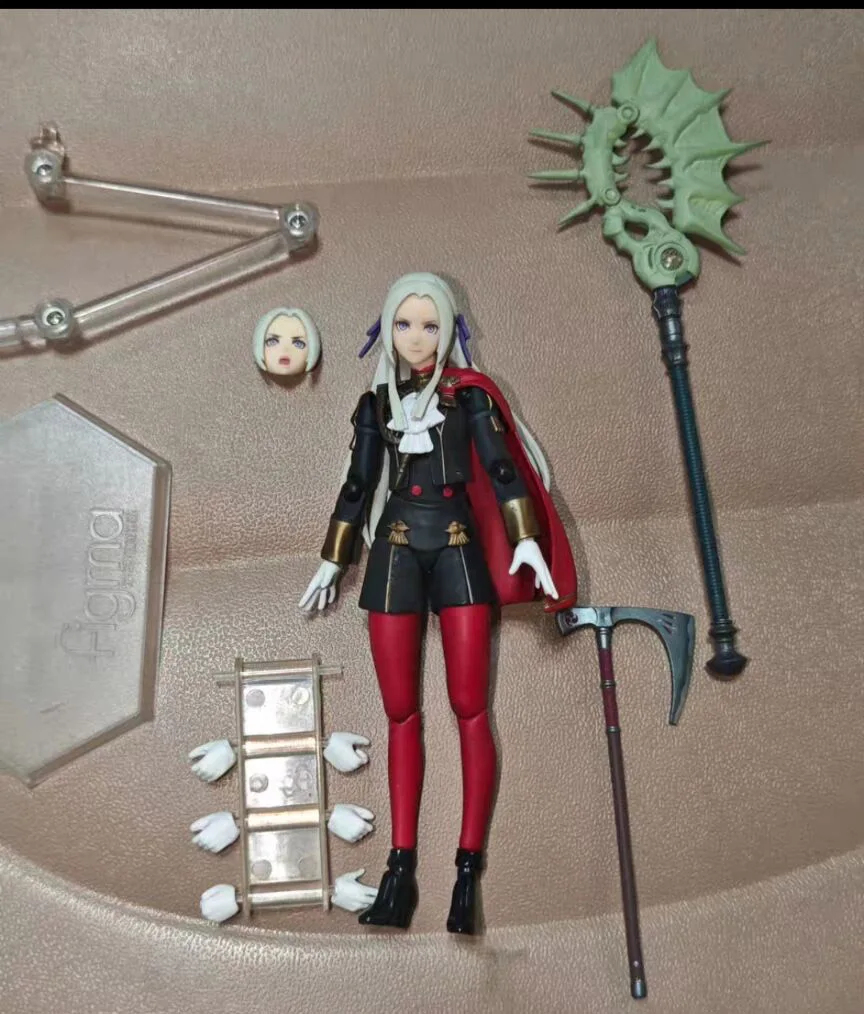 Em estoque menor preço 2025 japonês original anime figura móvel edelgard von hresvelg figura de ação brinquedos modelo colecionável