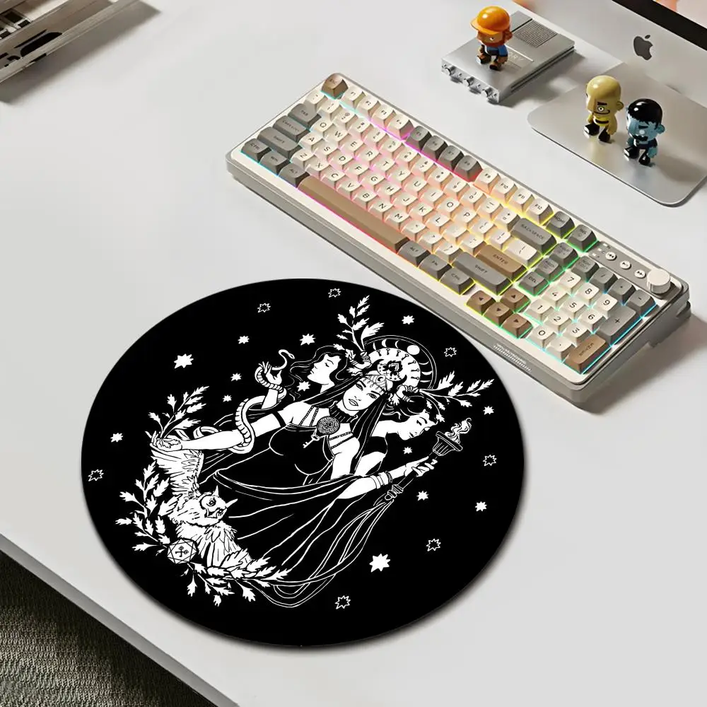 

HYBXAXC Round Hecate Witch Moon Mouse Pad Non-Slip Rubber Occult Art Mouse Mat for Office