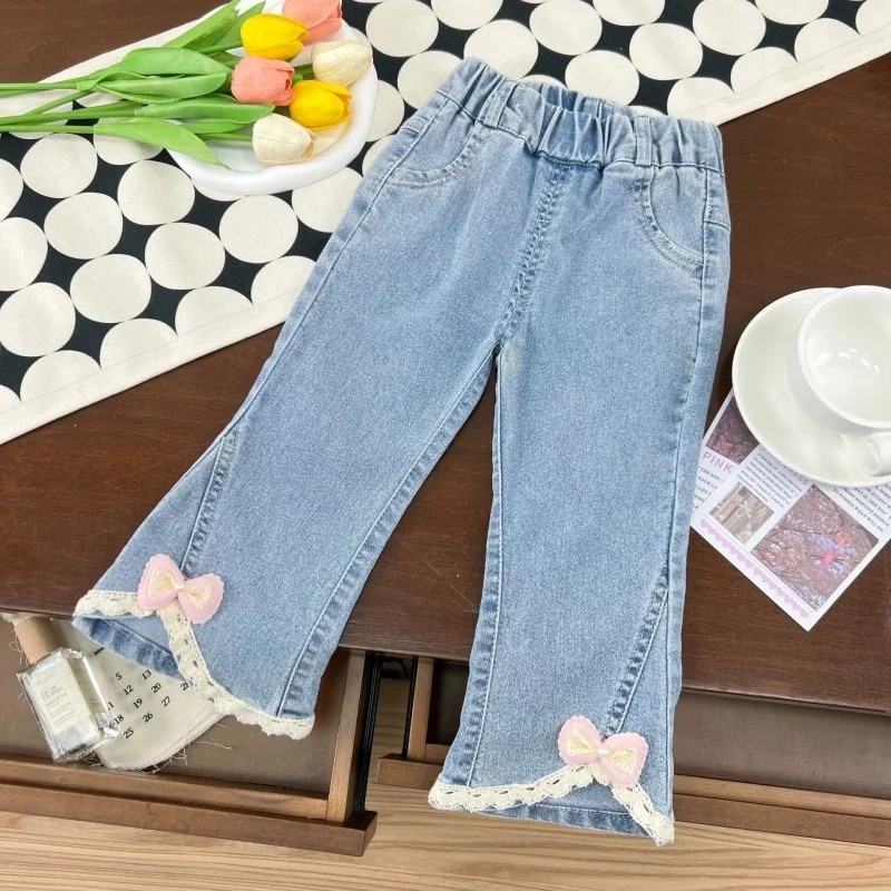 

Korean Girls Lace-trim Denim Pants 2026 Spring/Autumn New Sweet & Cool 3D Bow Slightly Flared Jeans for 2-8Y Kids