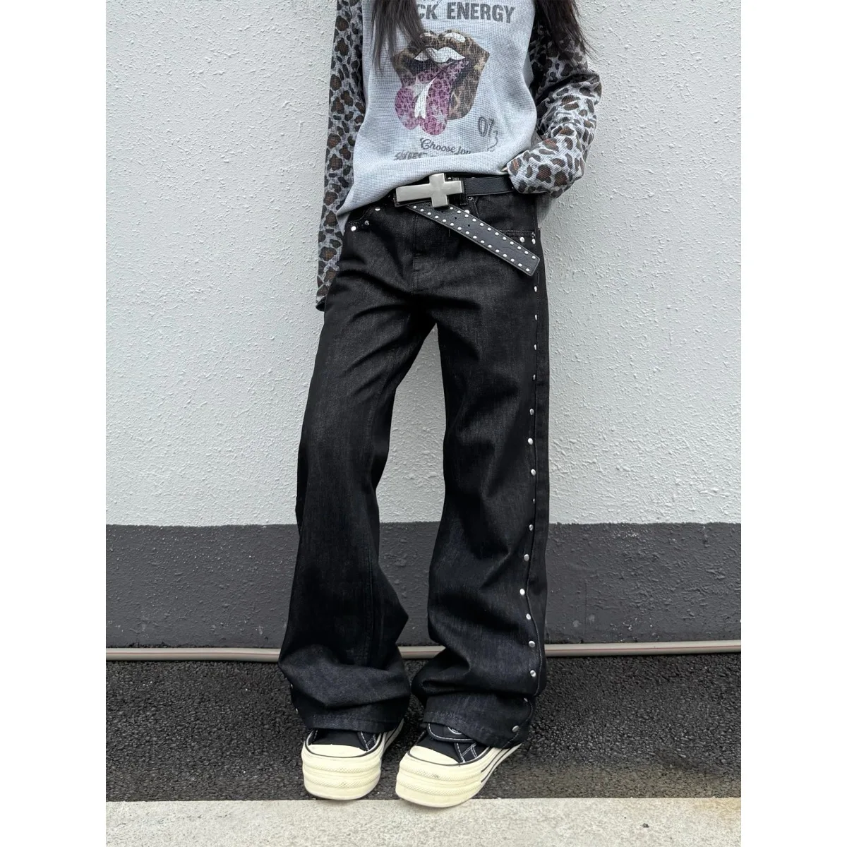 Retro American Leopard Print Pocket Rivet Black Jeans Loose Casual Straight Leg Jeans for Men And Women Autumn New Style Vers...