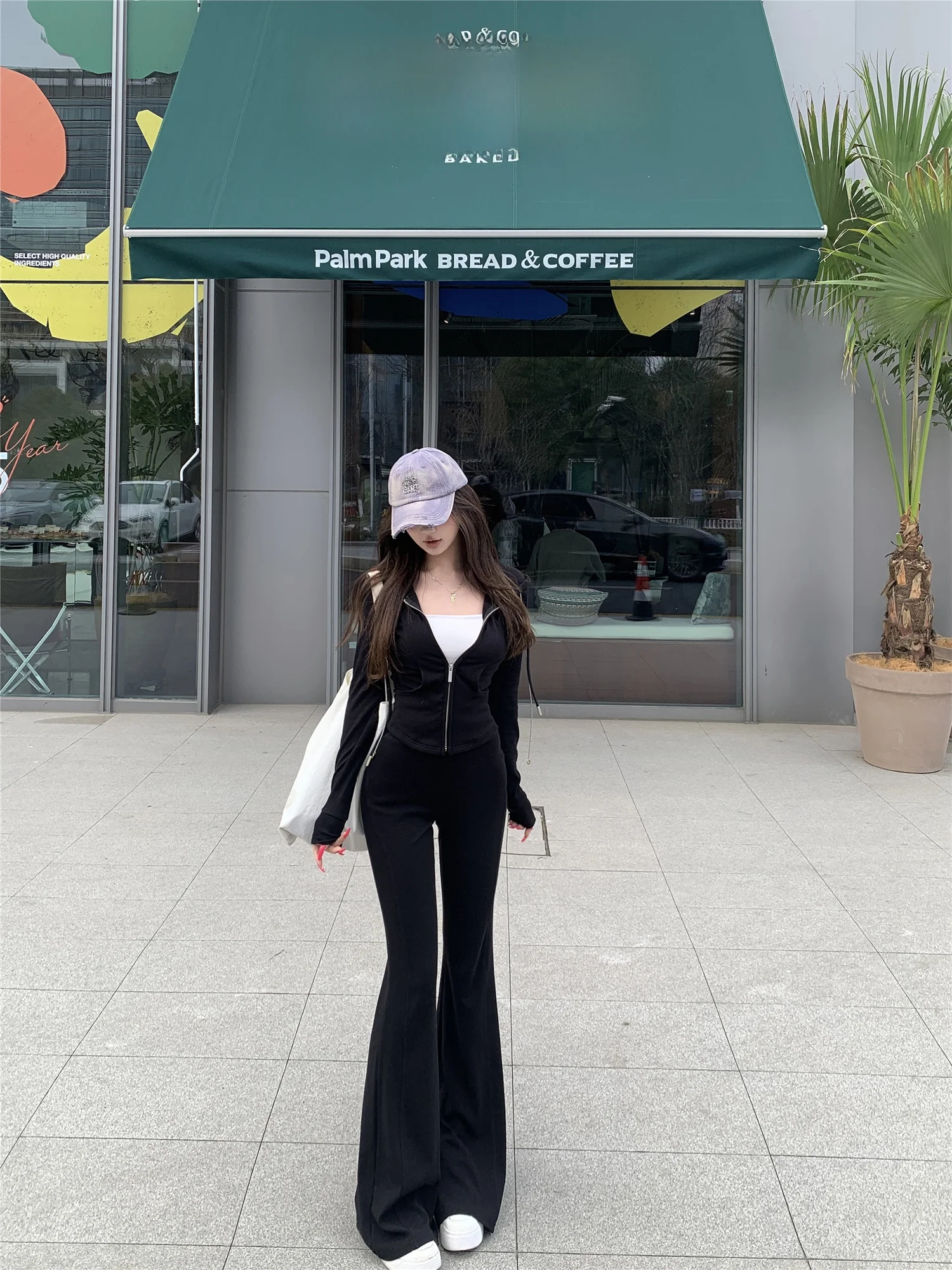 

Fashionable Slim Fit Color Hoodie And High Waist Pants Two Piece Set for Women Spring Season Casual Wear Commute Style