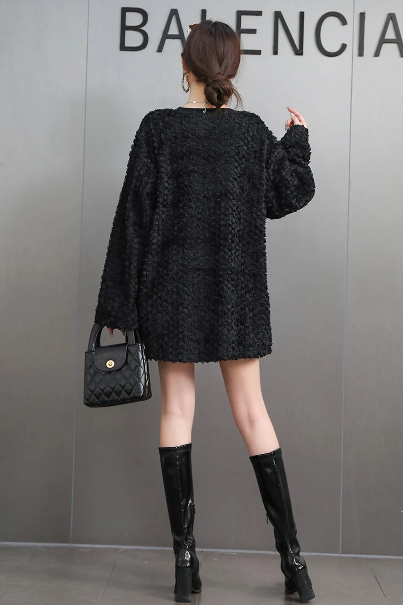 2025 Spring New Elegant O-Neck Sweater Loose Long Sleeve Thick Warm Knitted Sweater for Women J752