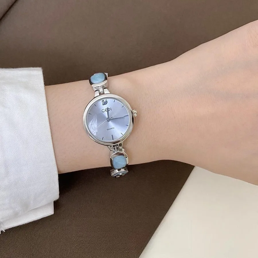 High-End Design Women'S Watch With Chain And Round DialExquisite And StylishSuitable For Women, Women'S Gift, Women'S Accessory.