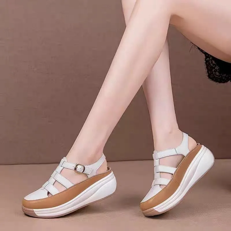 Lato nowy krzyż Hollow miękkie podeszwy sandały Roman Retro Casual platformy buty damskie mokasyny z zaokrąglonym czubem klamra Sport Sandalias