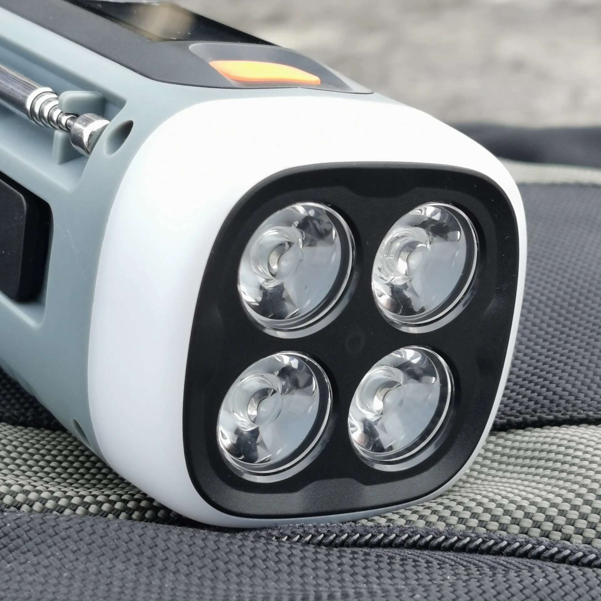 Nieuwe Outdoor Nood Dab Radio, Bluetooth Fm Hand Crank Power Generator