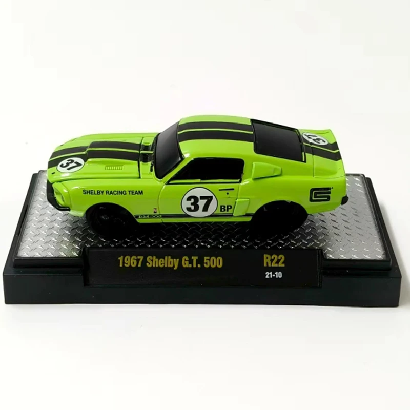 M2 1:64 스케일 쉘비 GT500 스포츠카 합금 시뮬레이션 자동차 모델 정적 컬렉션 장식 휴일 선물 장난감 기념품 선물