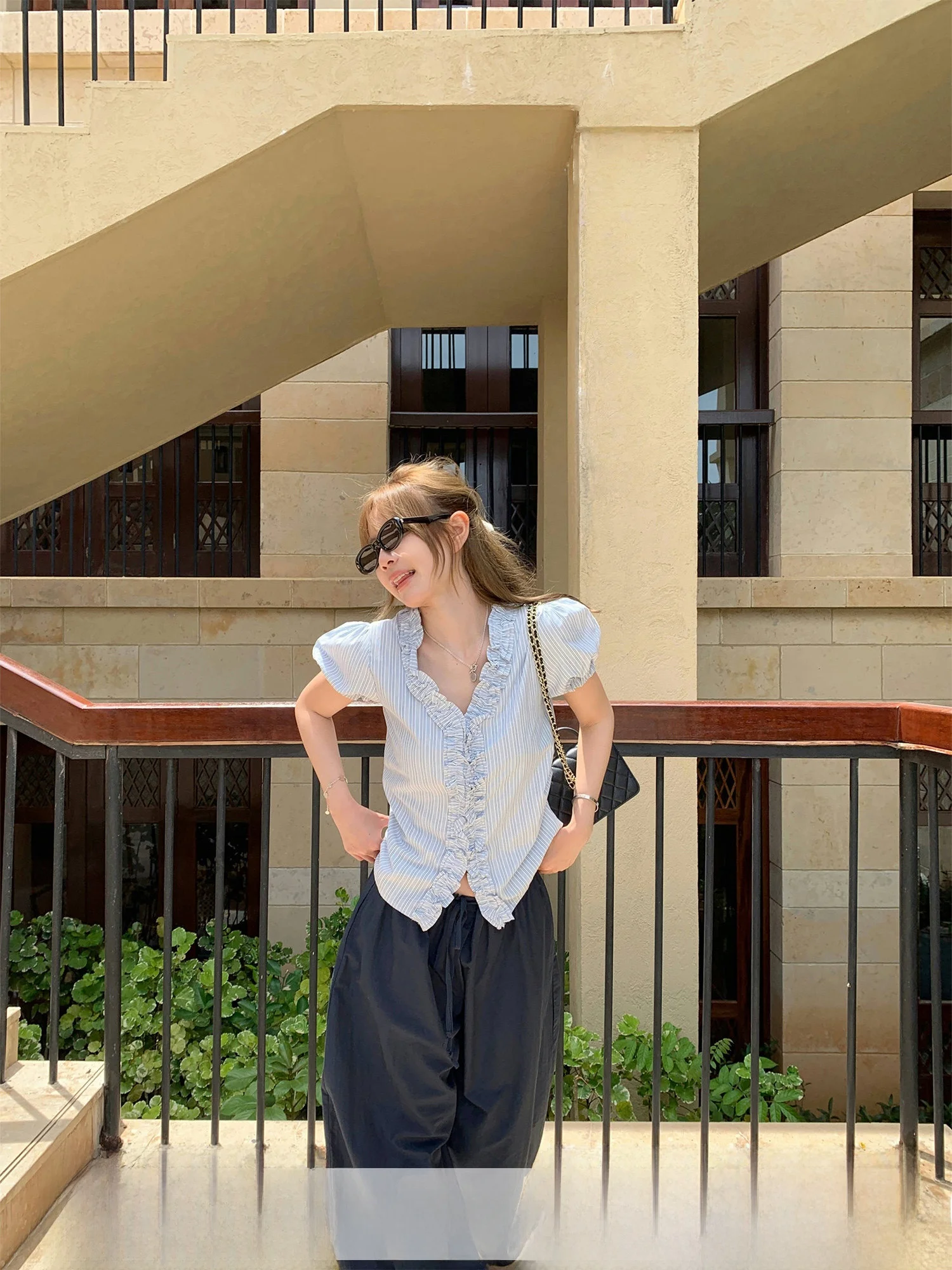 

Korean Sle Striped Bubble Sve irt Women's ort Sve Top Breathable Skin-Friendly Casual Commute Faion Summer New ...