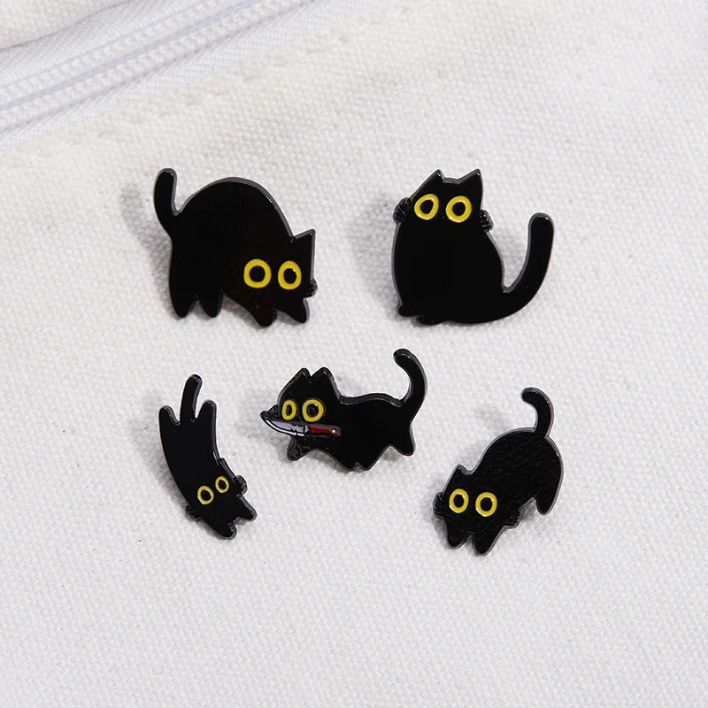 Broche de gatito negro de dibujos animados, alfileres de esmalte personalizados, broches de gato lindo divertido, insignias de solapa de camisa,