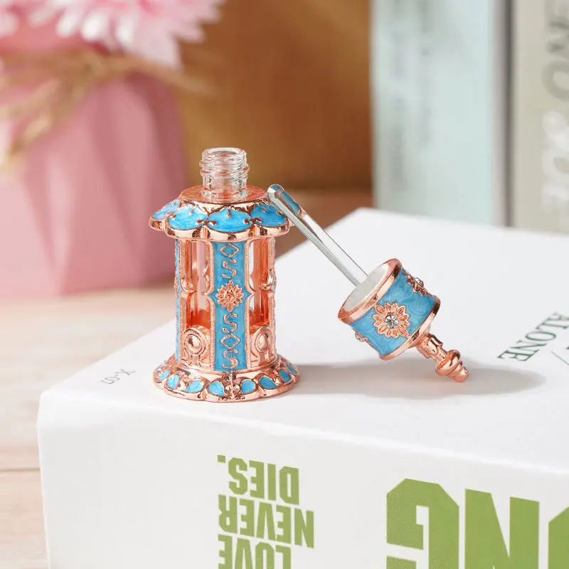 DGBG 3ml Metal Perfume Bottle Empty Rhinestone Crystal Middle East Attar Container Home Decor Luxury Gift for Women