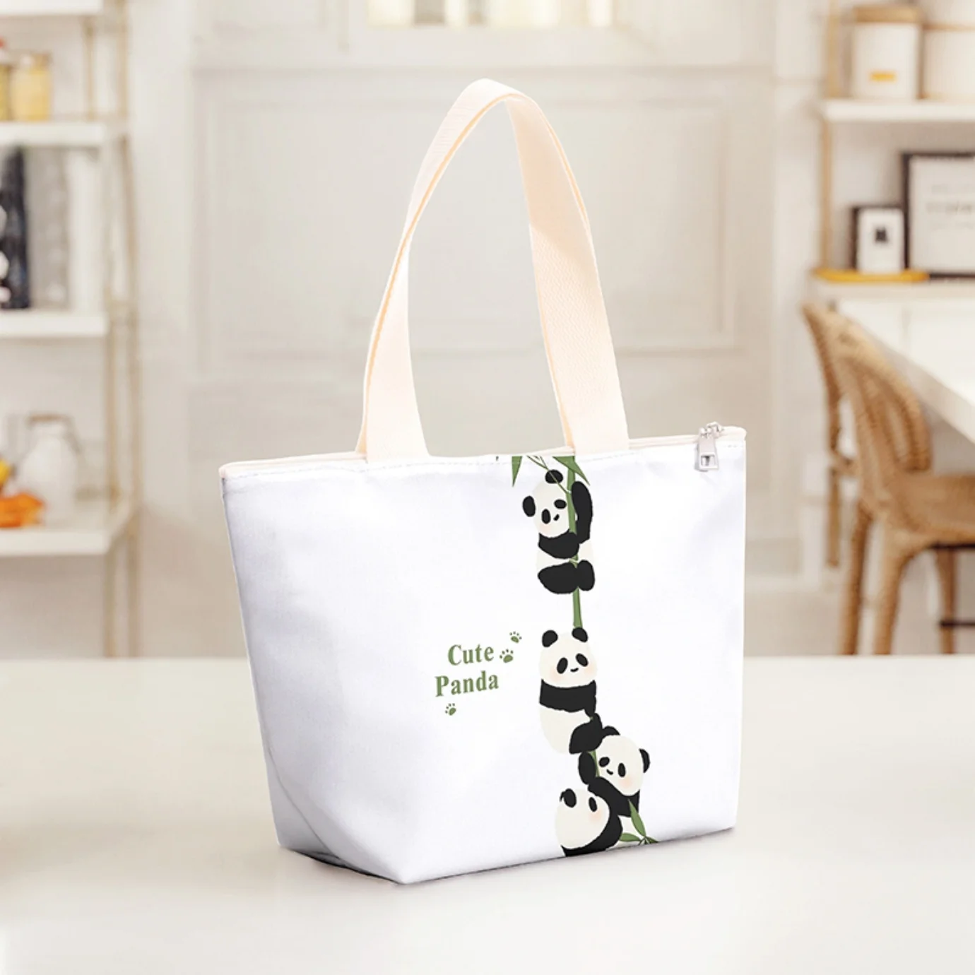 Cute Panda Print Thermal Lunch Bag Zipper Insulated Tote Handbag, Lightweight Reusable Food Carry Bag for Daily Outdoor Use