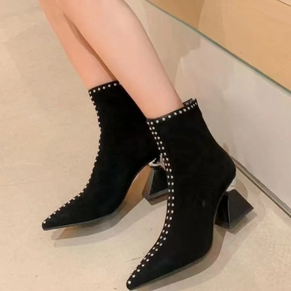 

New Shallow Spring Autumn Women Ankle Boots Punk Pointed Toes Unqie Heels Designer High Heels Ladies Short Boots Back Zip