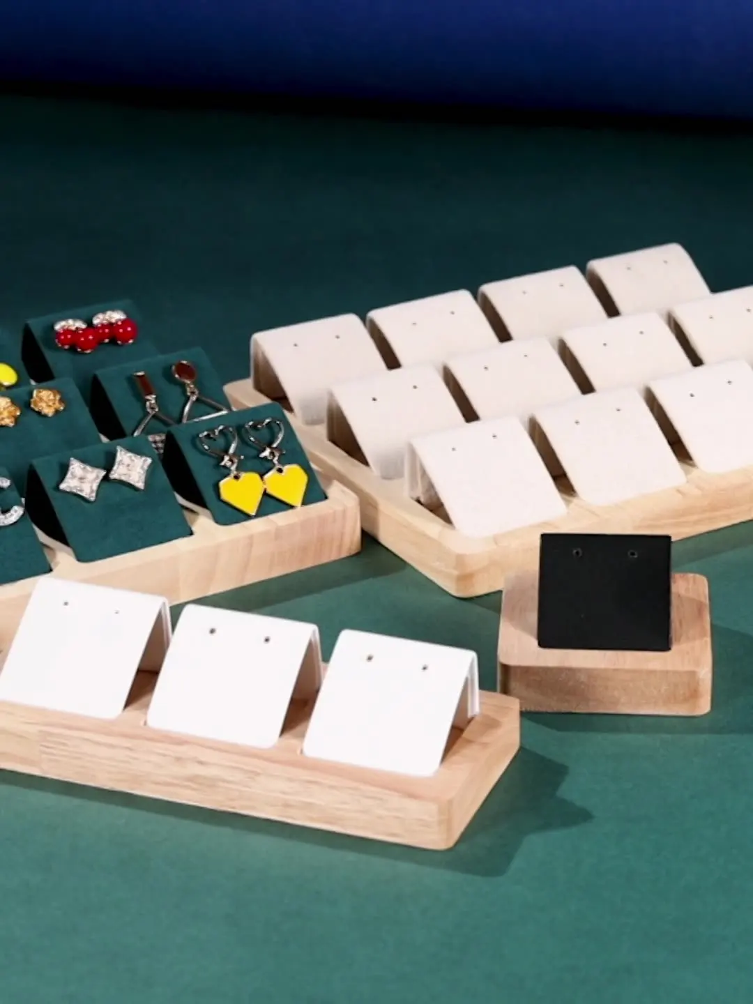 

Креативная деревянная подставка для сережек и сережек-гвоздиков, стойка для ювелирных изделий, держатель для ушей, небольшая стойка для демонстрации сережек, реквизит