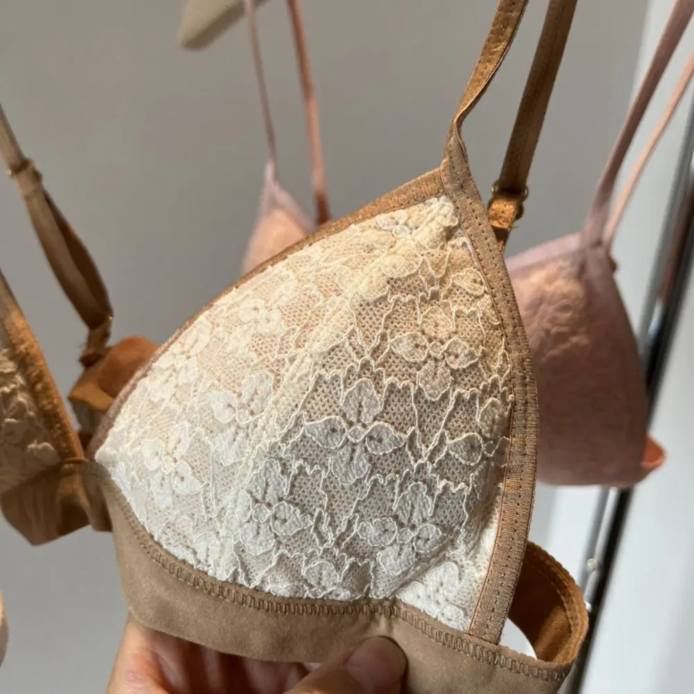 Comfortable Sweet Wireless Deep V Bra Anti-sagging Lingerie Underwear for Women Shockproof Thin Lace Push Up Bra Gifts