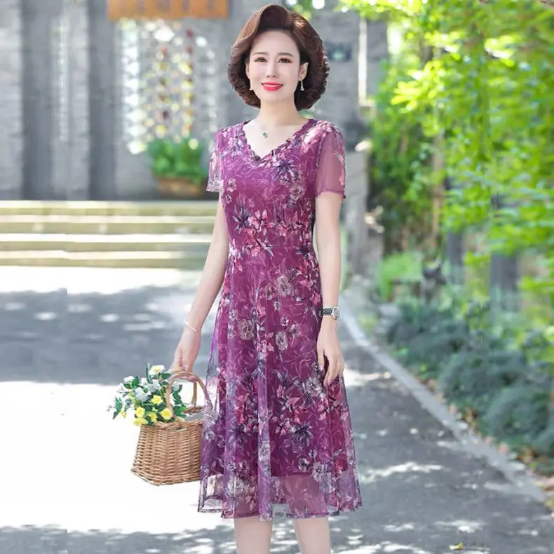 

2024 Women's Summer V-neck Elegant Short Sleeved Printed Dress Flower Mesh Embroidered Retro Long Dress Women's Wear L299