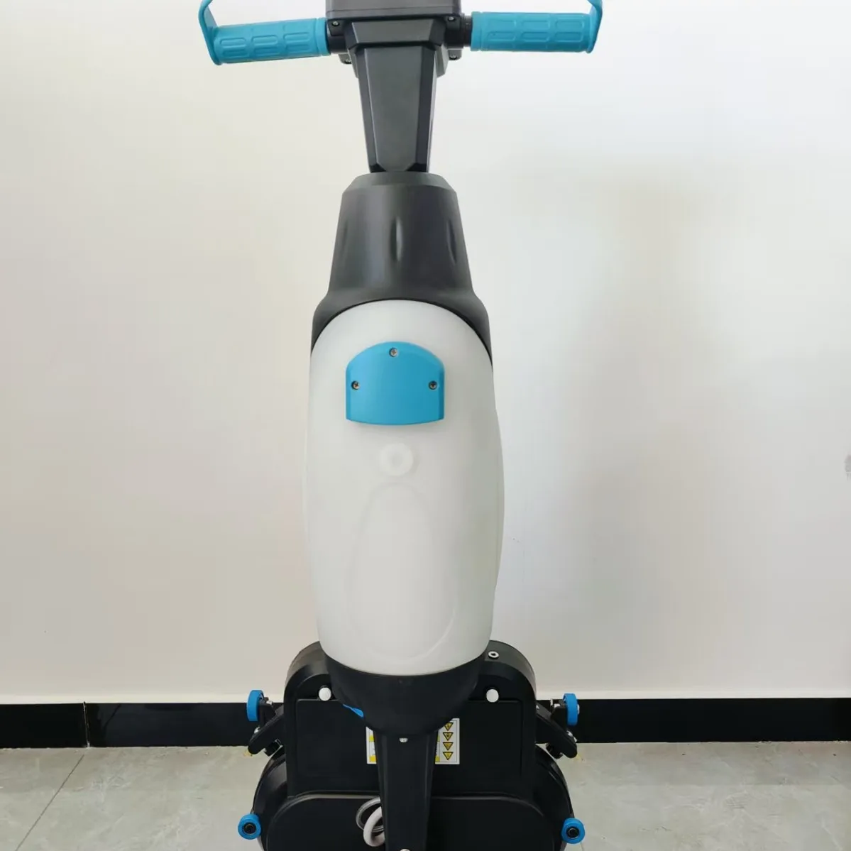 Small hand-pushed double brush mini floor scrubber, washing and mopping three-in-one mopping machine