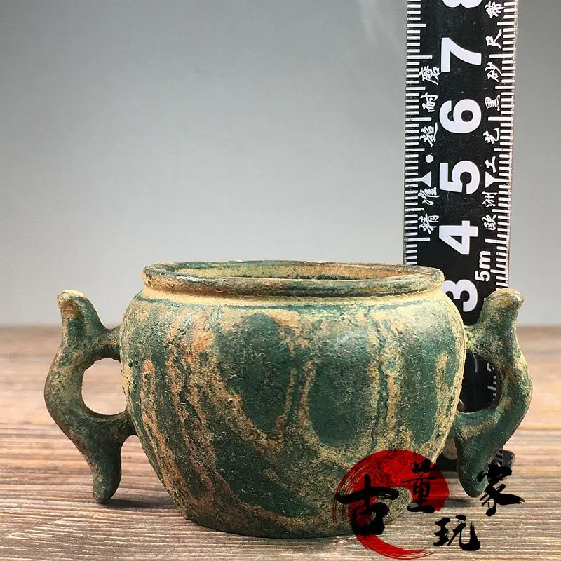 Carved green rust binaural tripod incense burner incense burner Xuanzi bronze ware