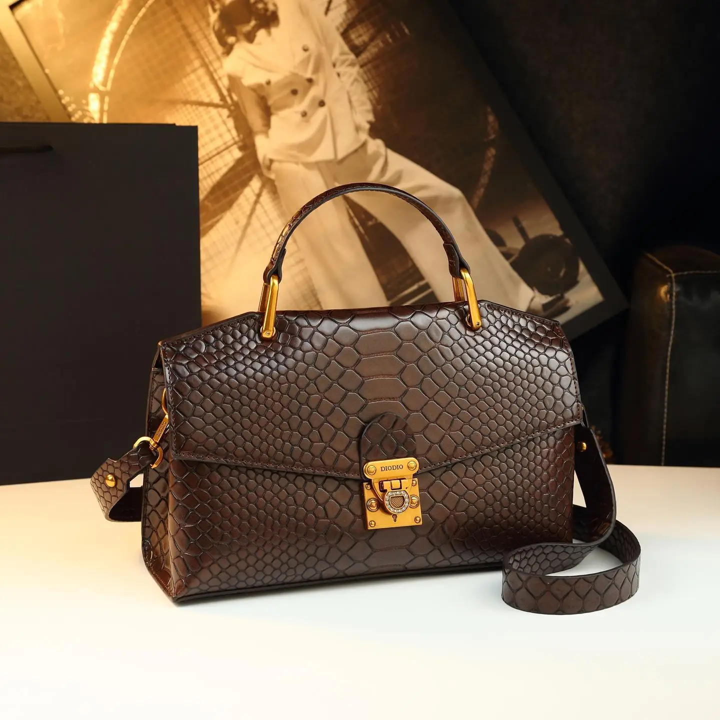 

Trendy Design Women's Shoulder Bag Handbags Tote Bags Luxury Brand Large Capacity Minimalist Classic Diaper Bags For Everyday