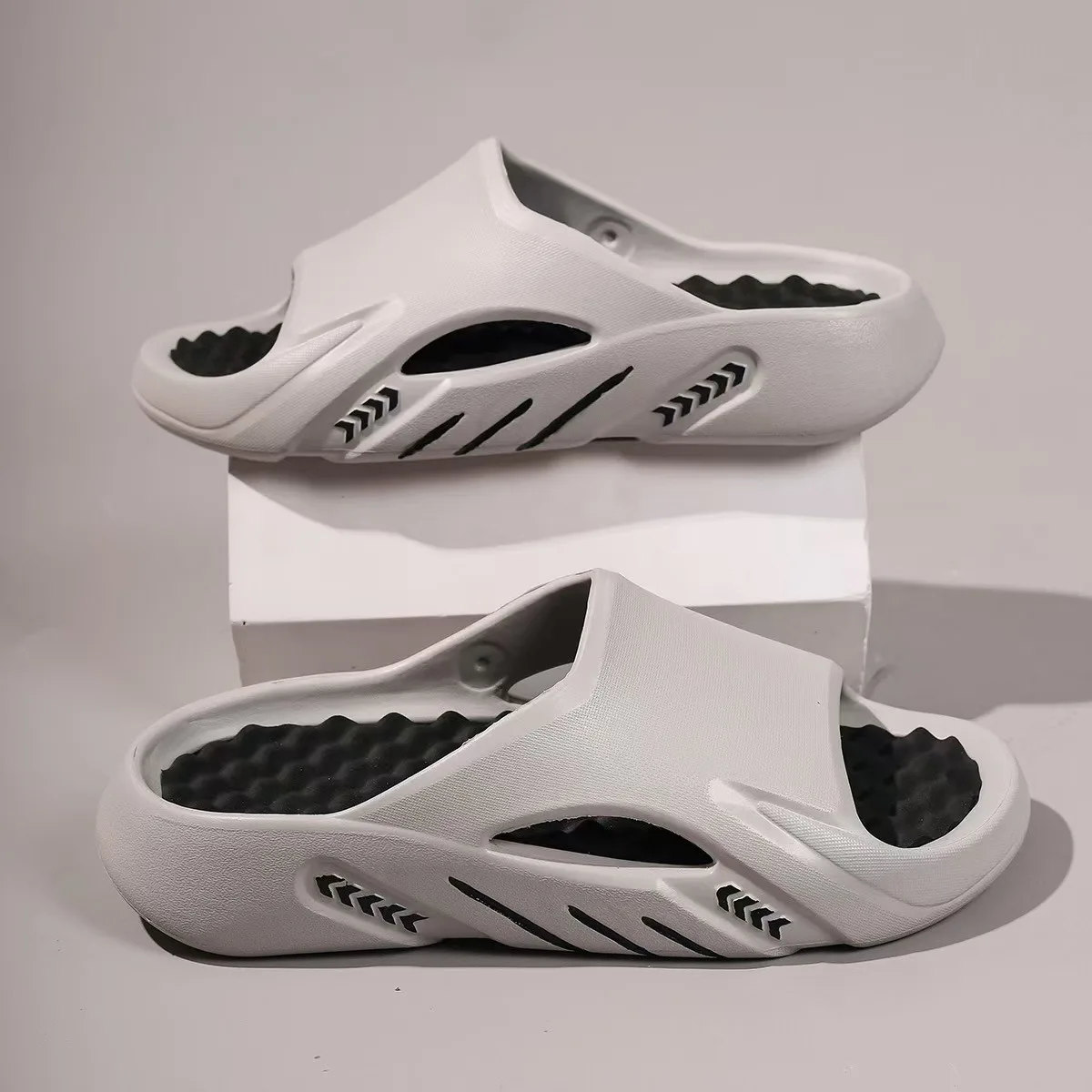 

Chinelos De Massagem De Eva Masculinos De Verão Ao Ar Livre Indoor Caminhadas Praia Sapatos Casuais Fundo Macio Chinelos 2026