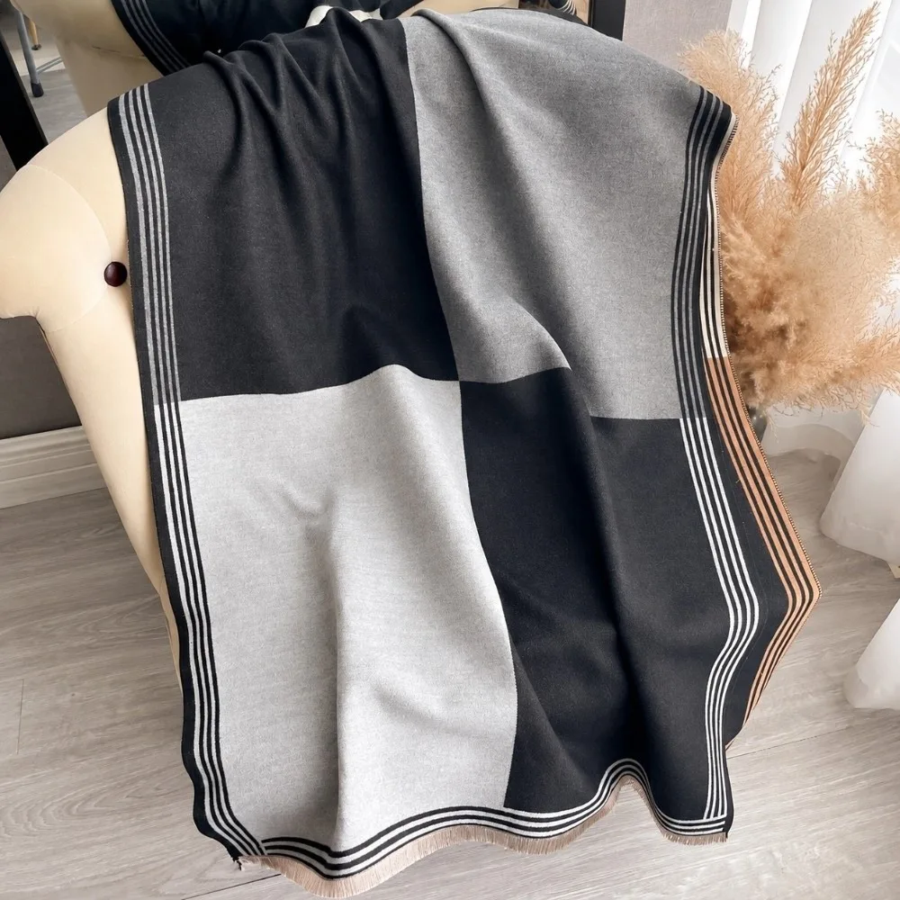 Luxury Warm Double Sided Scarf Soft Plaid Pattern Cashmere Feel Scarf Thick Over-Sized Plaid Scarf Gift