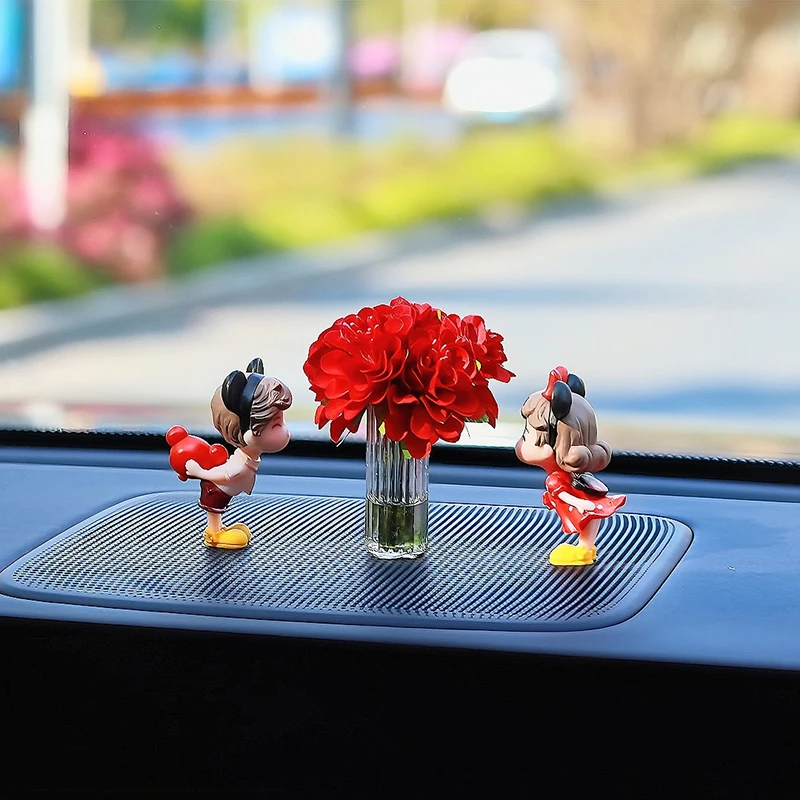 Cute Smell Of Flowers Couple Car Interior Decoration Ornaments Auto Center Console Decoration Gadgets For Woman Car Accessories