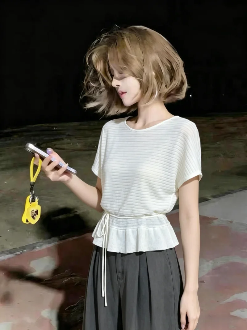 

Chic Summer Short Sleeve Knitted Top Women's Self-Kept Style Embellished with Lace Bows Korean Version Slim Fit round Neck