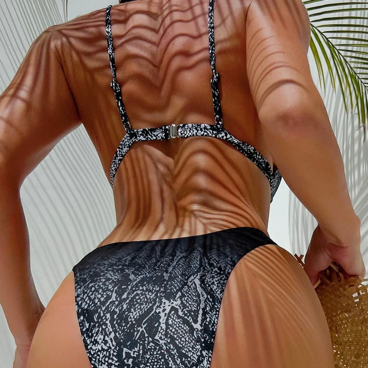 セクシーなマイクロビキニ水着 2024 女性蛇紋岩プリント水着 Tバックビキニセットブラジル女性水着ビーチ Biquini