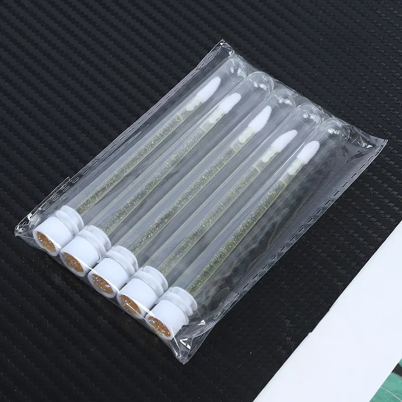 Wholesale 50-piece lip brush set suitable for applying lipstick reusable lip applicators, disposable lip sticks and lip smudgers