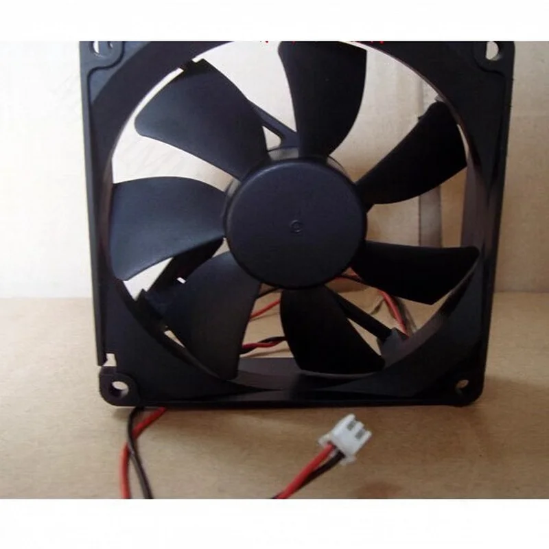 TT  Y.S.TECH FD1293259B-21 9025 DC12V 3.12W 9CM 2-wire silent cooling fan
