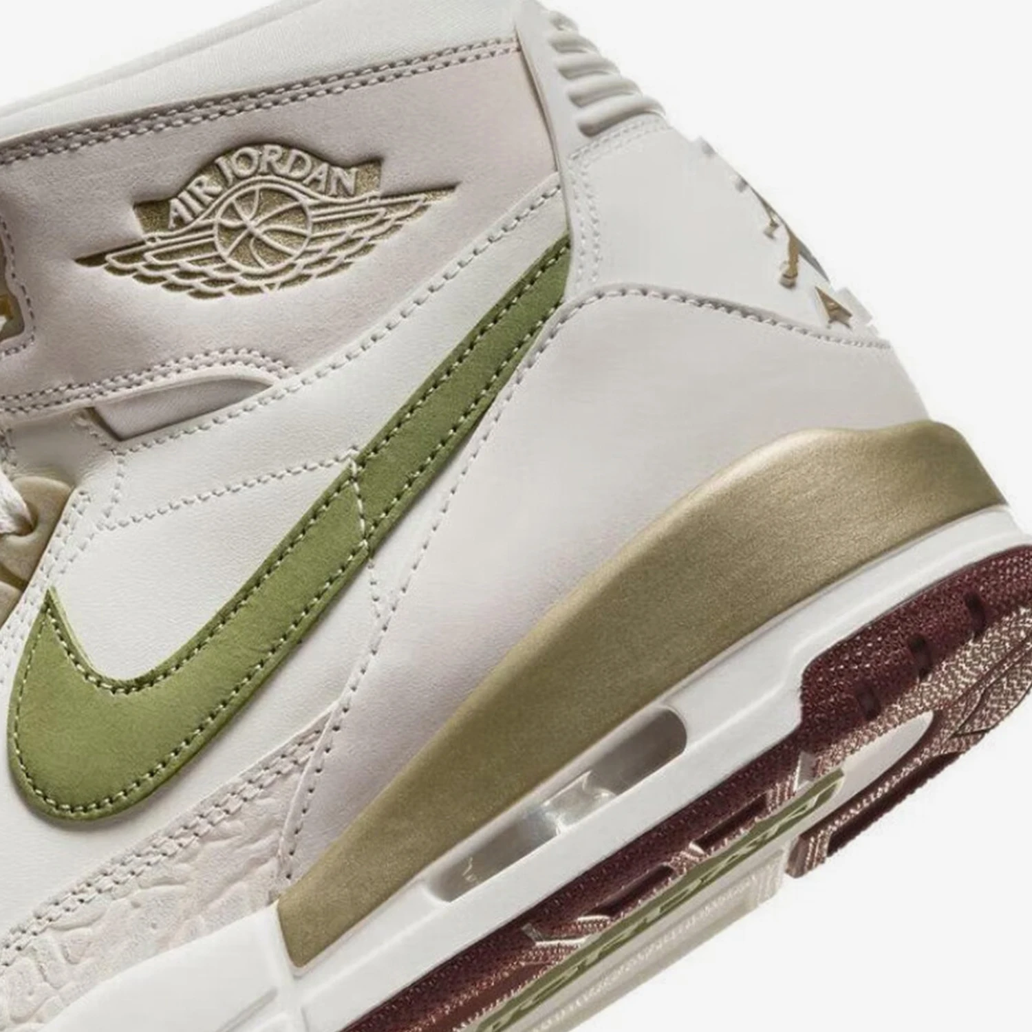 Nike genuine Air Jordan men's  - Men'S Shoes Nike Jordan ulasan dan harga