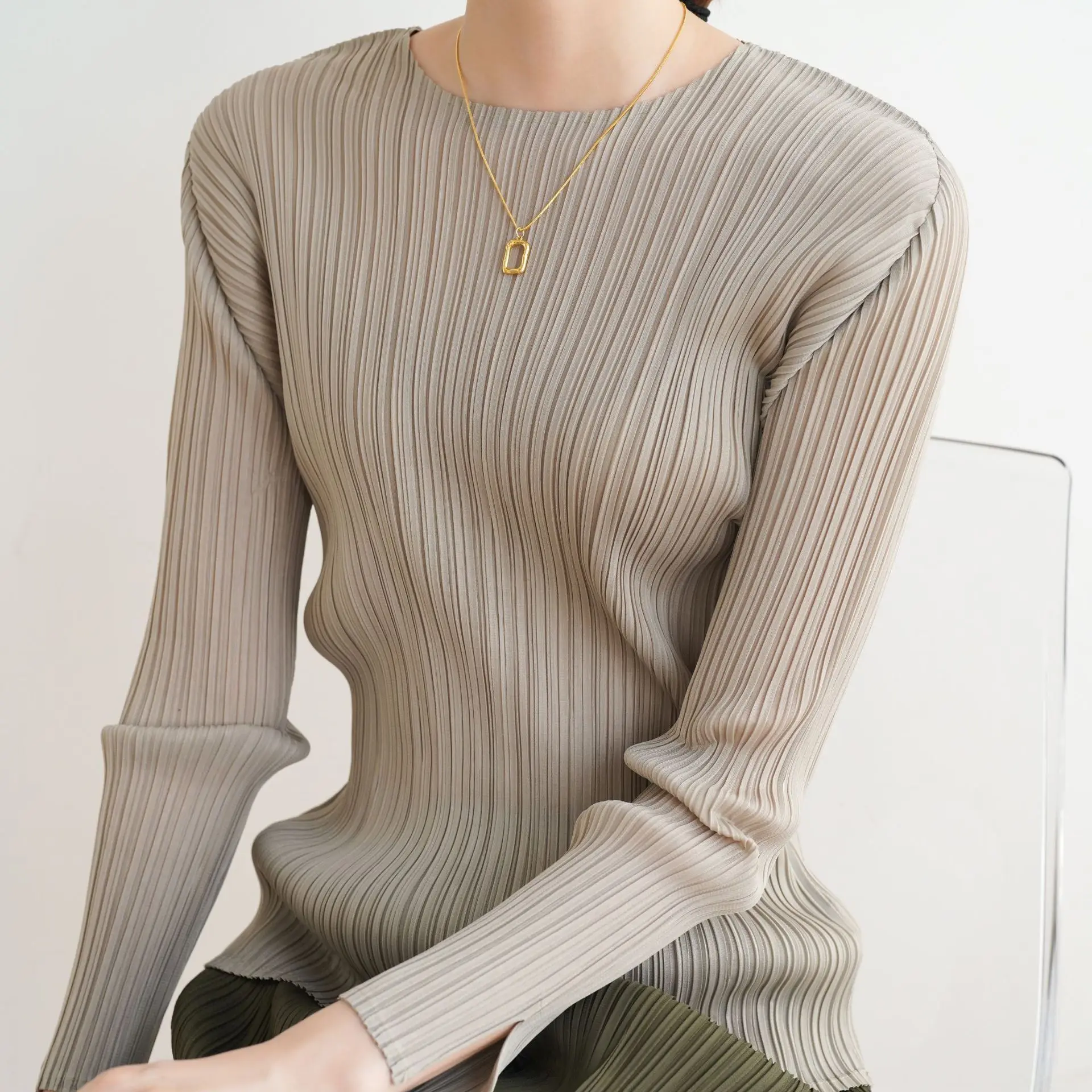 

Miyake плиссированные женские рубашки, топы, модельер высокой моды, новая эстетичная одежда, удобная повседневная футболка с длинным рукавом и круглым вырезом