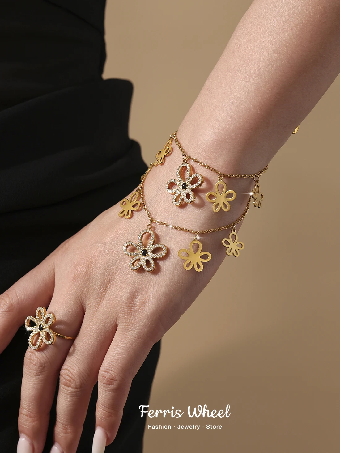 

Cute Flower Pendant Necklace Bracelet Ring Earrings for Women Zircon Stainless Steel Gold Plated Waterproof Charm Luxury Jewelry