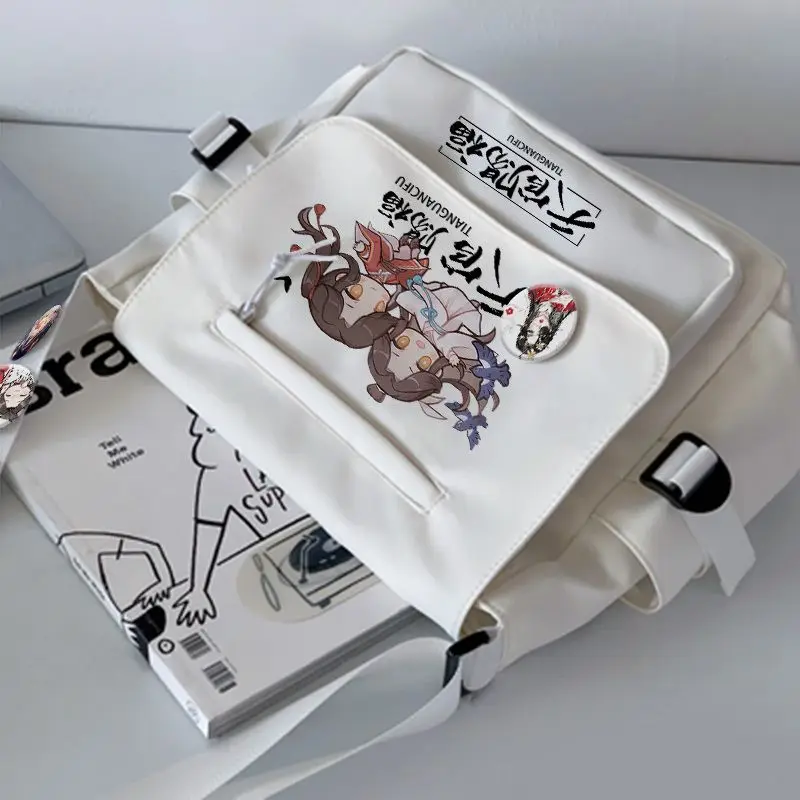 Bolso de hombro de Anime Tianguancifu, bandolera blanca y negra con insignias con cremallera frontal