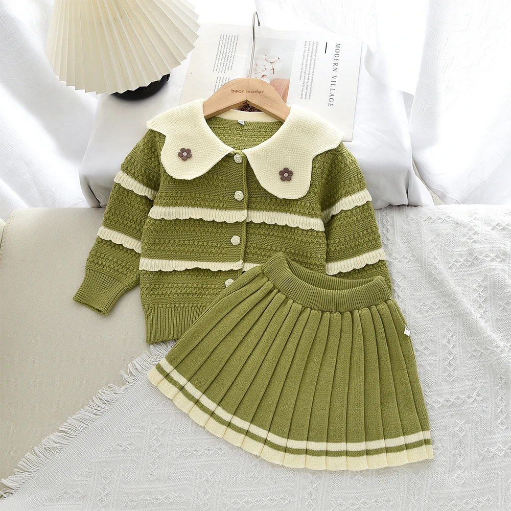 Korean Fashion Neue kinder Gestrickte Pullover Set Herbst Mädchen Kleidung Lange Ärmeln Blume Kragen Strickjacke + Falten Rock 2Pcs