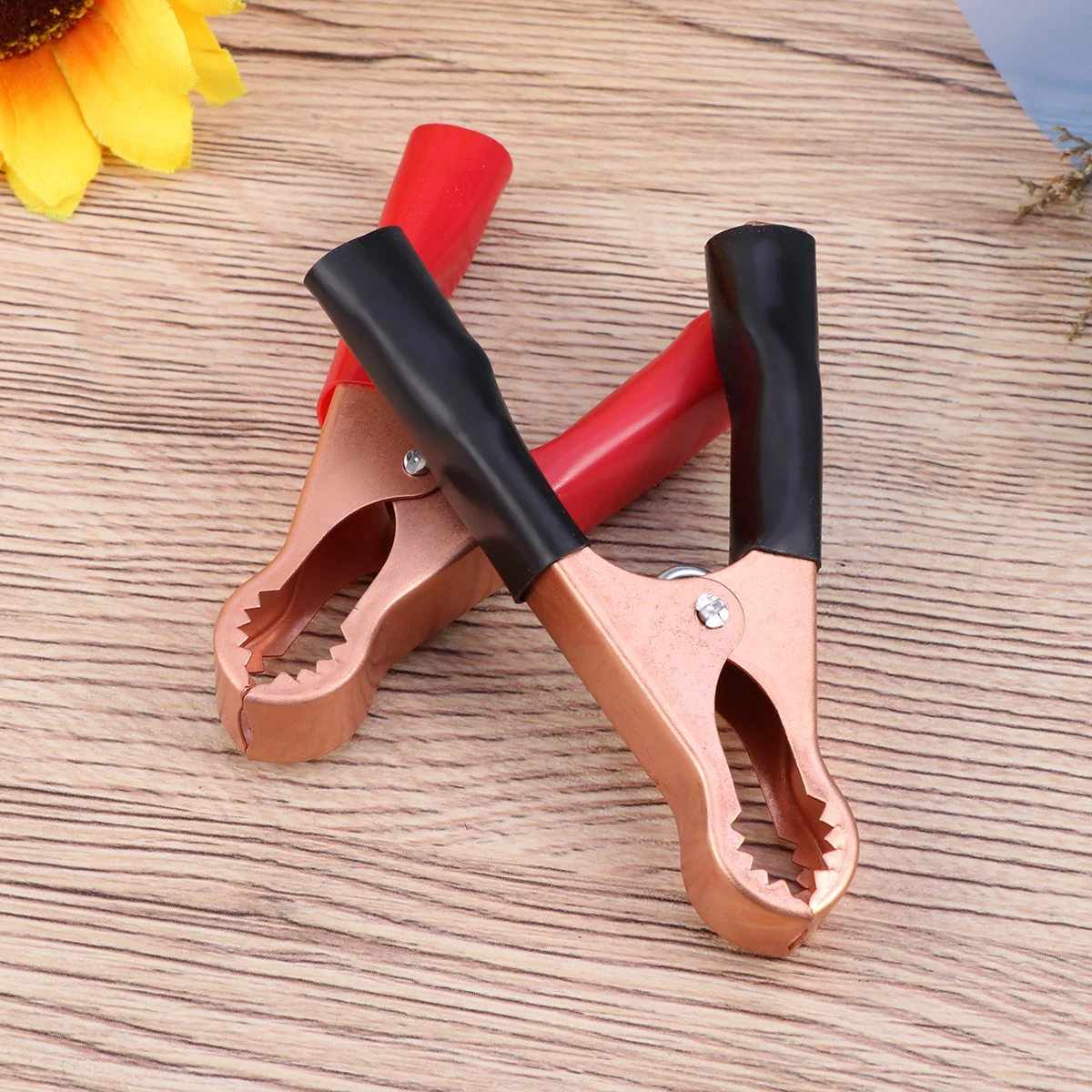 

2pcs Electric Clips Copper Plated Insulated Alligator Clamps For Cable Automotive Truck Maintenance