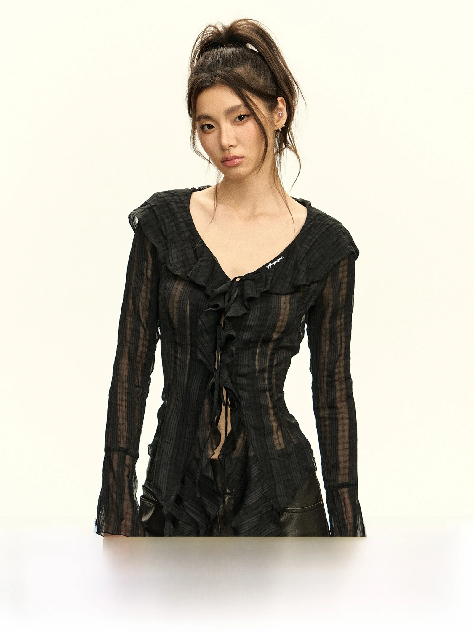 

Ariseism American Retro Long Sve irt Women's Autumn New Sle Drifting Slim Top Polyester Street Sle V-ne Polyester ...