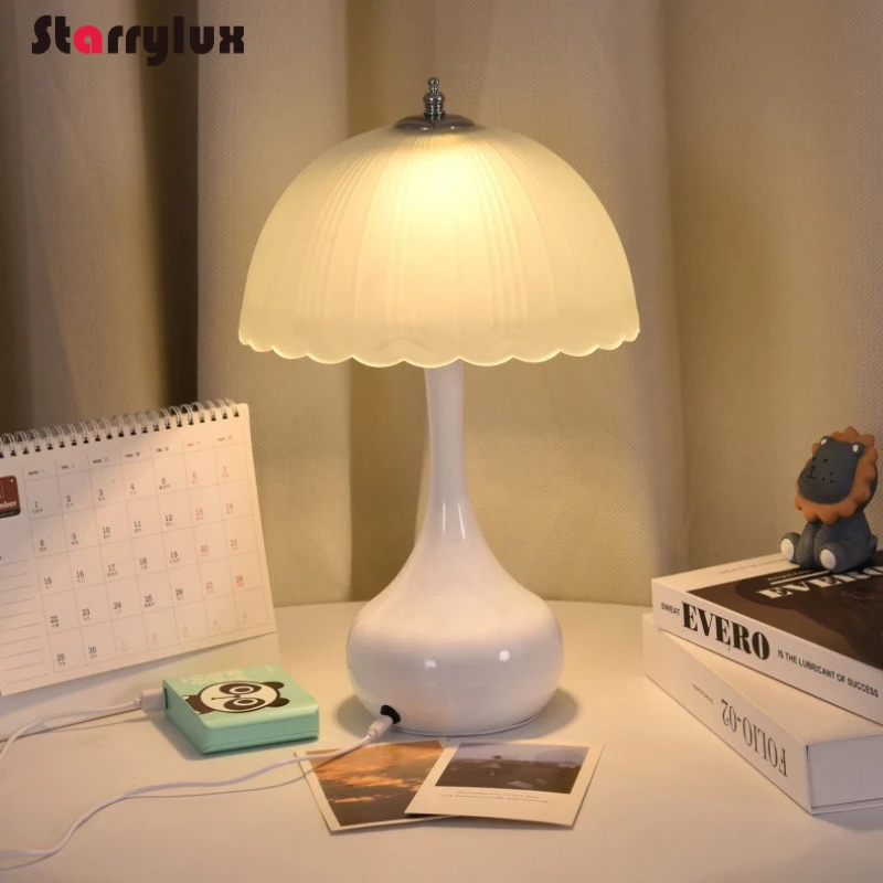 

Luxury Cream Style Table Lamp Modern Bedside Night Light Dimmable Romantic Ambient Lamps for Bedroom