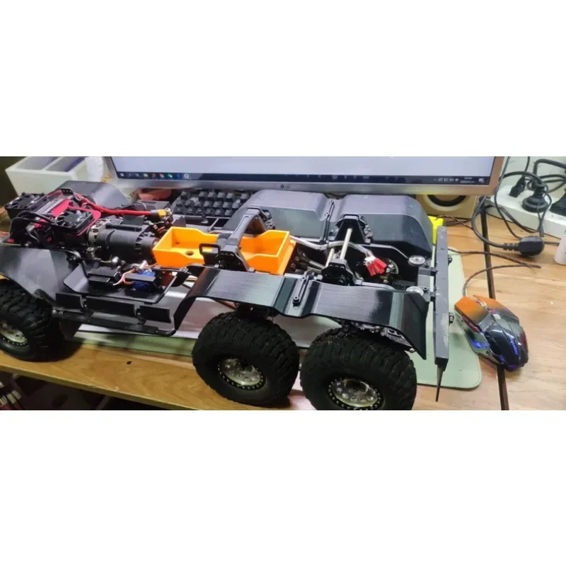 Front Rear 4Pcs TPU Thickened Soft Inner Fender Liners YK6101 1/10 Scale RC Crawler 3mm No-Drill Fit Replacement Parts