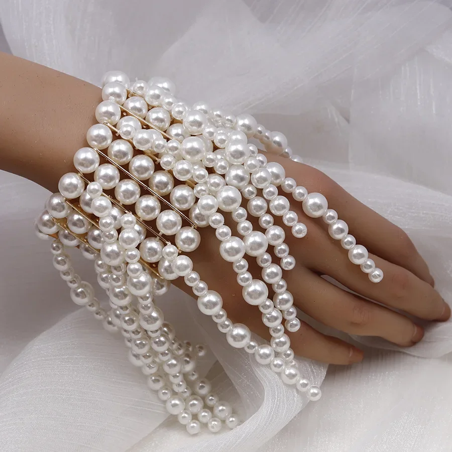 Classic Fashion Multi-Layer White Pearl Bracelet Fashion Socialite Light Luxury High Sense Open Bracelet Bridal Wedding Jewelry