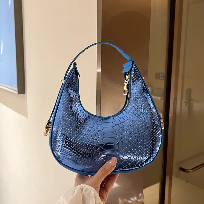 Fashion Crocodile Pattern Women\'s Shoulder Bag Bright Surface Leather Underarm Bag Exquisite Handbags Purses Crescent Saddle Bag