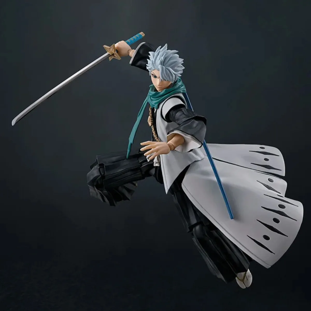Bandai Echte BLEACH Anime Modell Kits TOUSHIRO HITSUGAYA Spielzeug SHF Action Figur Montage Modell Geschenk für Kind Weihnachten geschenk