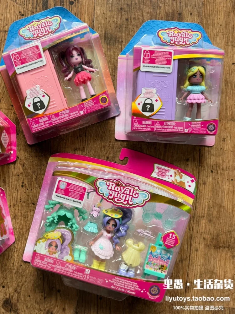 Royale High Dress Up Doll Mode-Spielzeug-Sammelfigur mit virtuellem Spiel-DLC-Code, Outfit-Wechsel-Set für weibliche Sammlerinnen