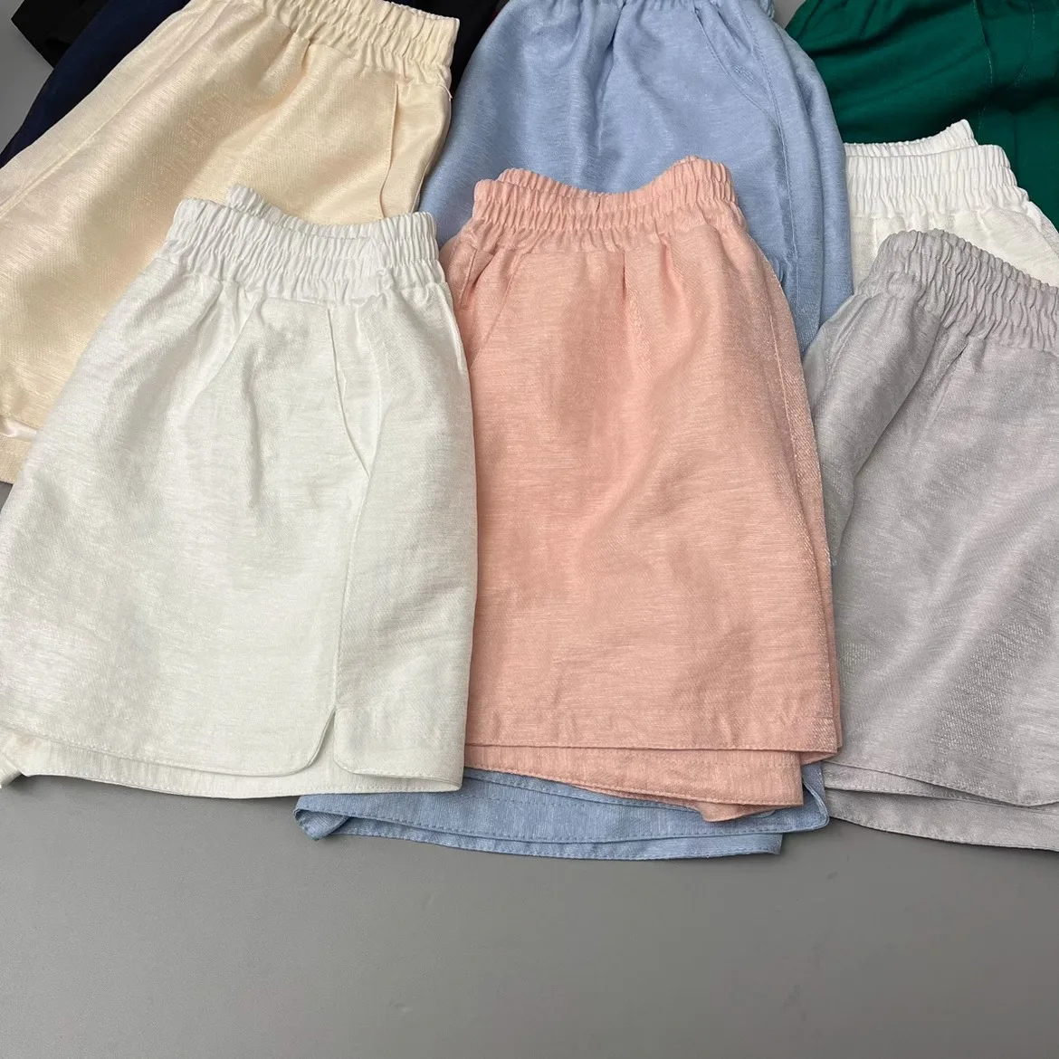 Summer Women's Simple Split Shorts American Casual Fashion Loose Solid Color Versatile Female Elastic Waist Hot Pants