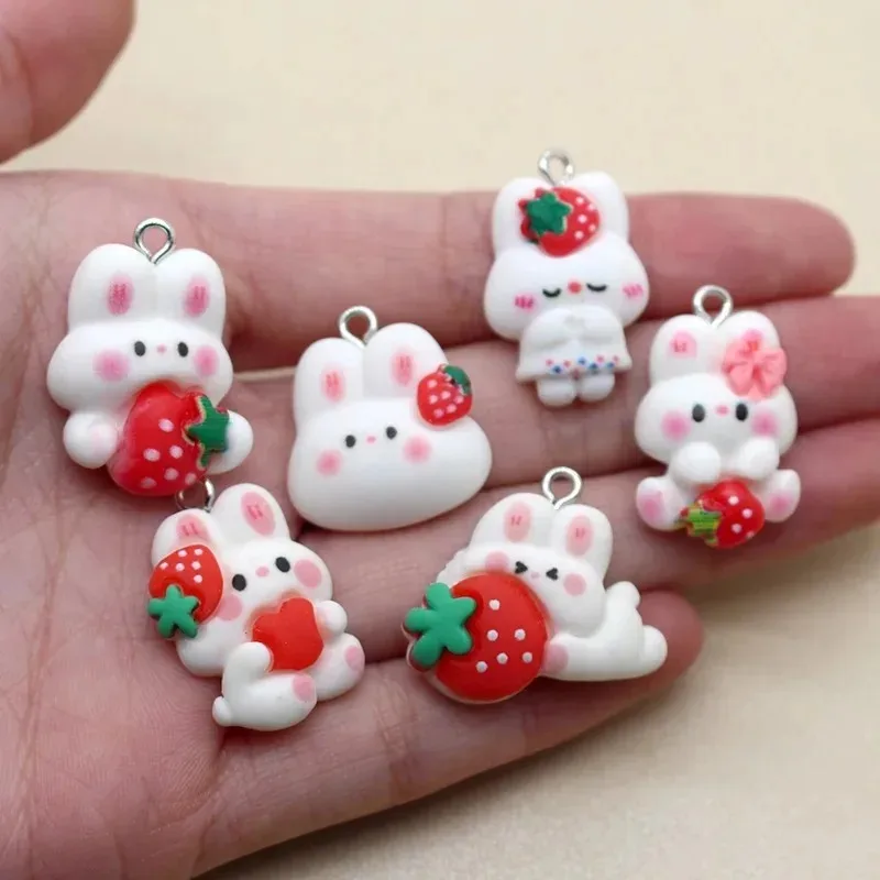 10 unids/lote de bonitos dijes de resina de conejo y fresa para pendientes, llavero, fabricación de colgantes Diy, dijes de dibujos animados, accesorios de joyería