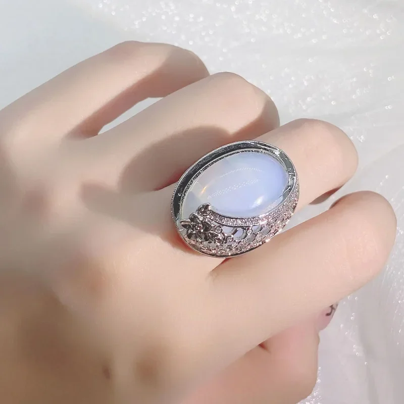 Vintage 925 Sterling Silver Color Rings for Women Egg-Shaped Opal & CZ Carving Wedding Engagement Ring Fashion Jewelry for Gift