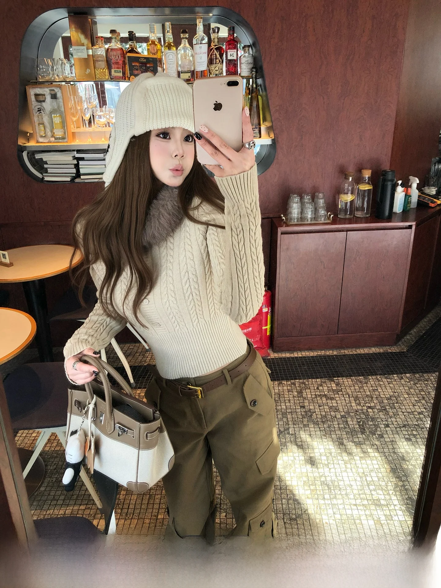 

Женский приталенный свитер из вязаной ткани с эффектом изменения цвета, с отстегивающимся меховым воротником, повседневный, с длинными рукавами, зимний топ