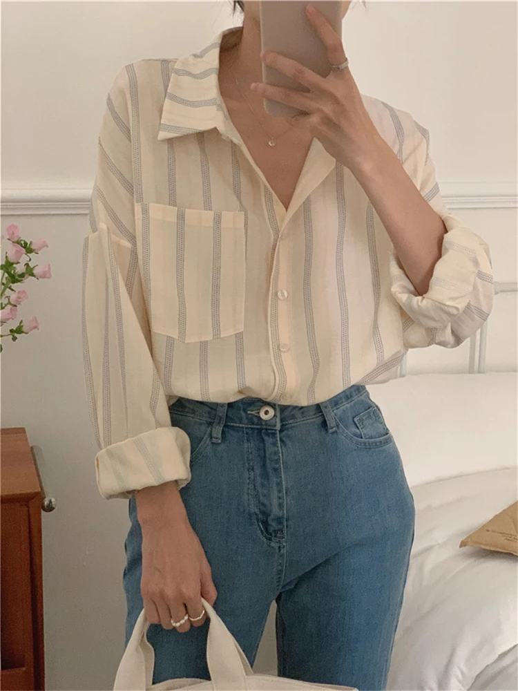 BL9507 New 2024 Korean Fashion Vintage Striped Oversized Casual Pockets Shirts Women Spring Summer Elegant Blouses Lady Tops