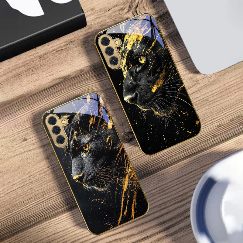 The calm black panther For Samsung Galaxy S20 FE S21 S22 S23 Plus S24 Ultra 25Ultra S21+ S9+ S22Plus Golden glass phone case