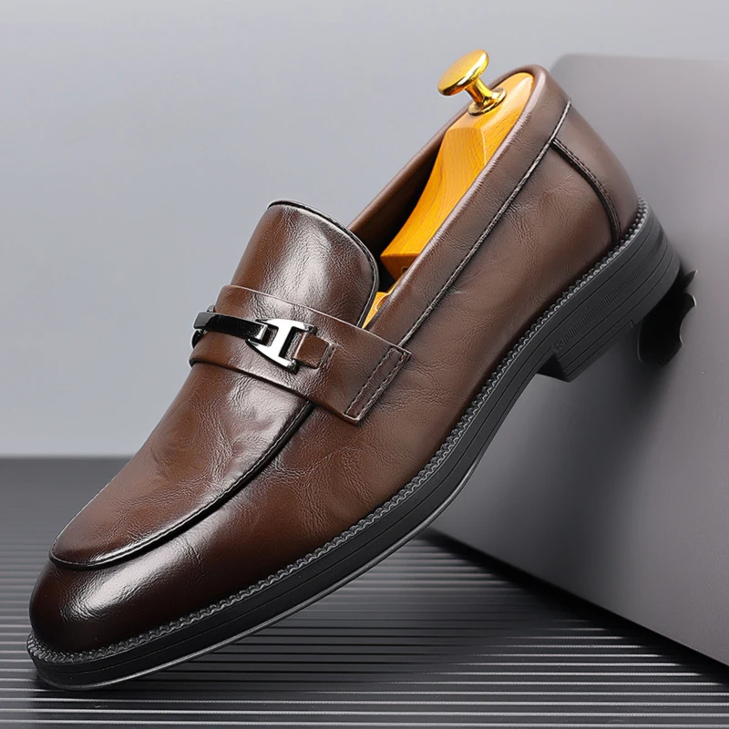 

New Spring Men Round Head Formal Business Leisure Office Leather Shoes Retro Men British Style Comfortable Soft Sole Lefu Shoes